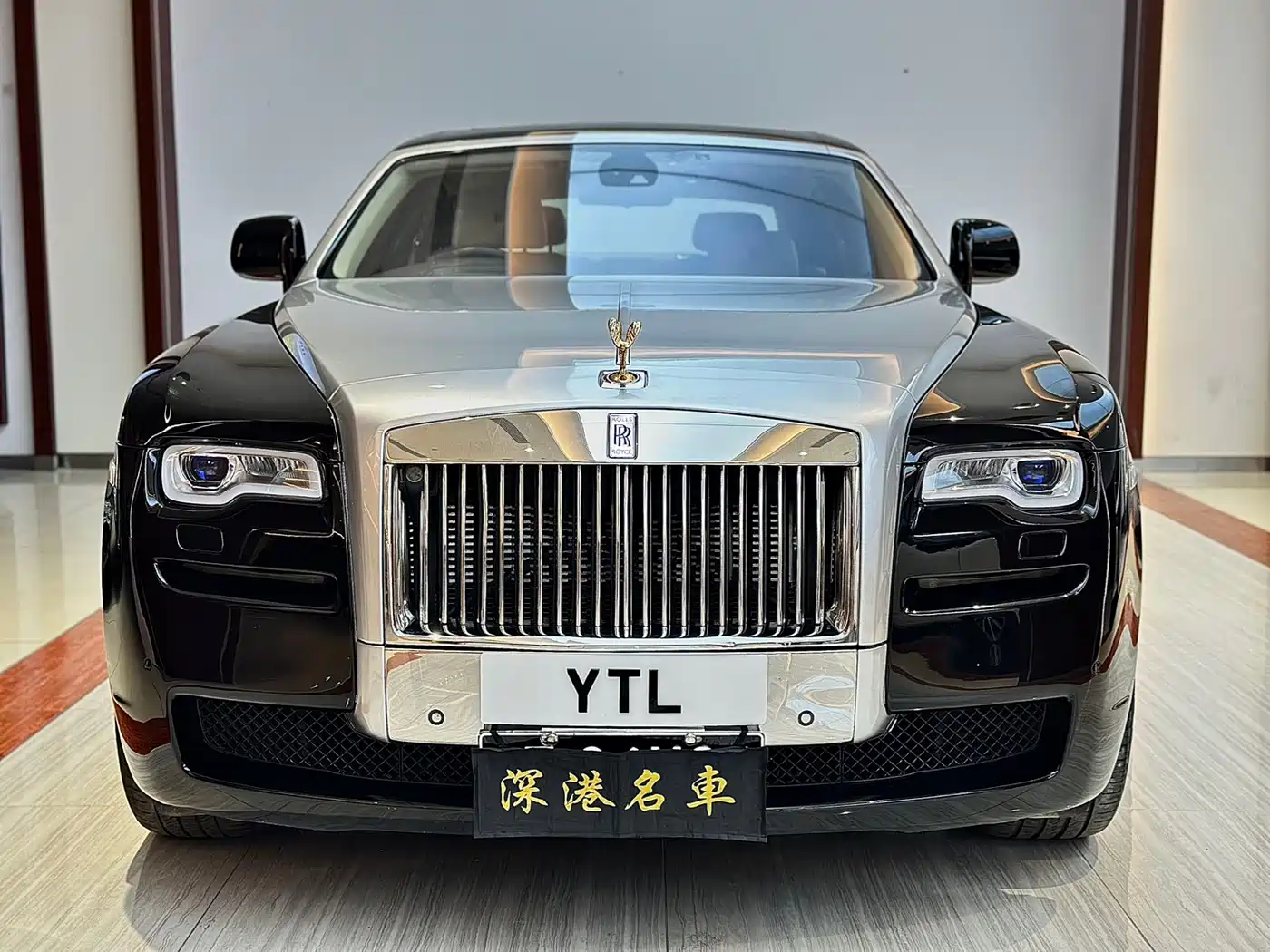 Rolls-Royce Ghost 2010 Model 6.6T Standard фото 12