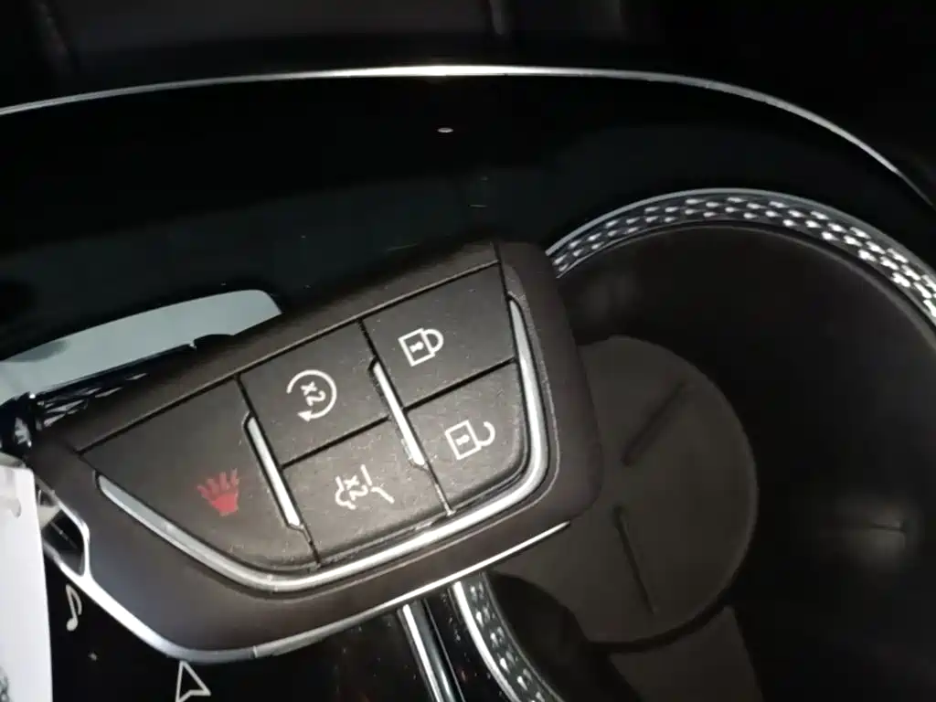 Cadillac GT4 2023 2023 25T Luxury Edition