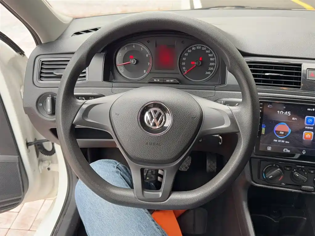 Volkswagen Santana 2019 1.5L Manual Trend China VI фото 3