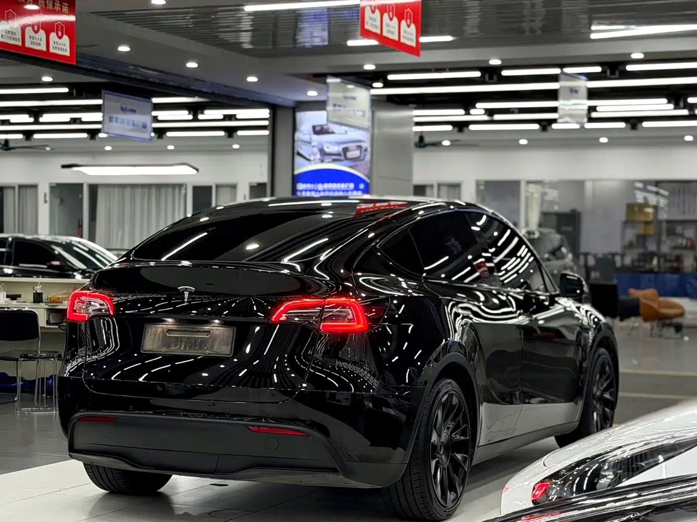 Tesla Model Y 2021 2021 Standard Range Rear-Wheel Drive