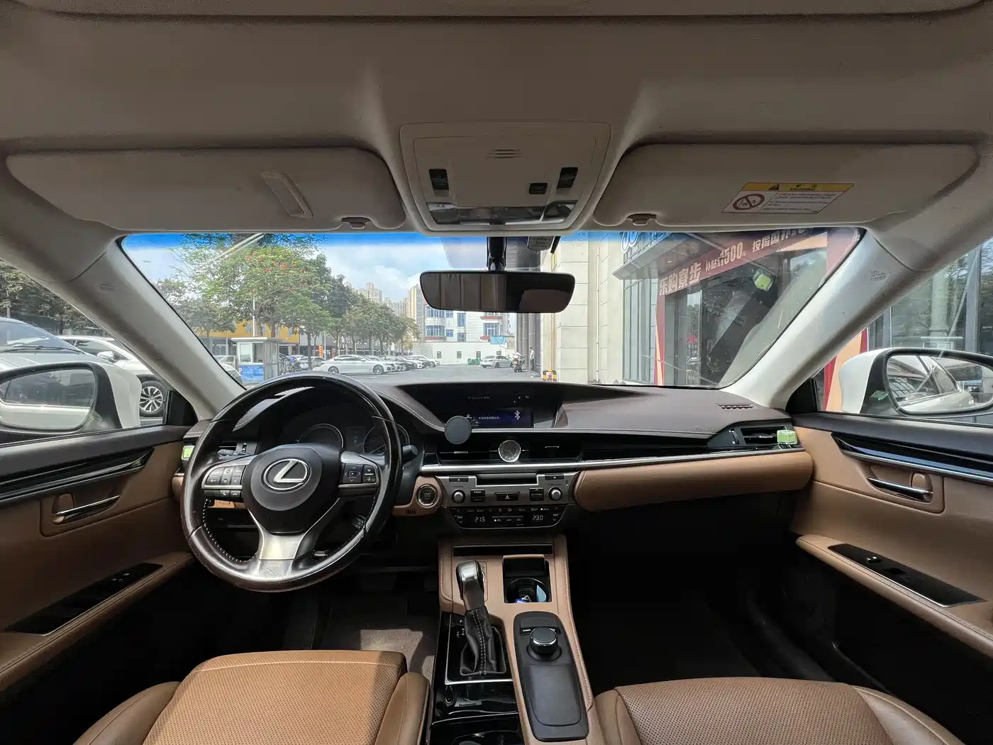 Lexus ES 2015 200 Elite Edition фото 9