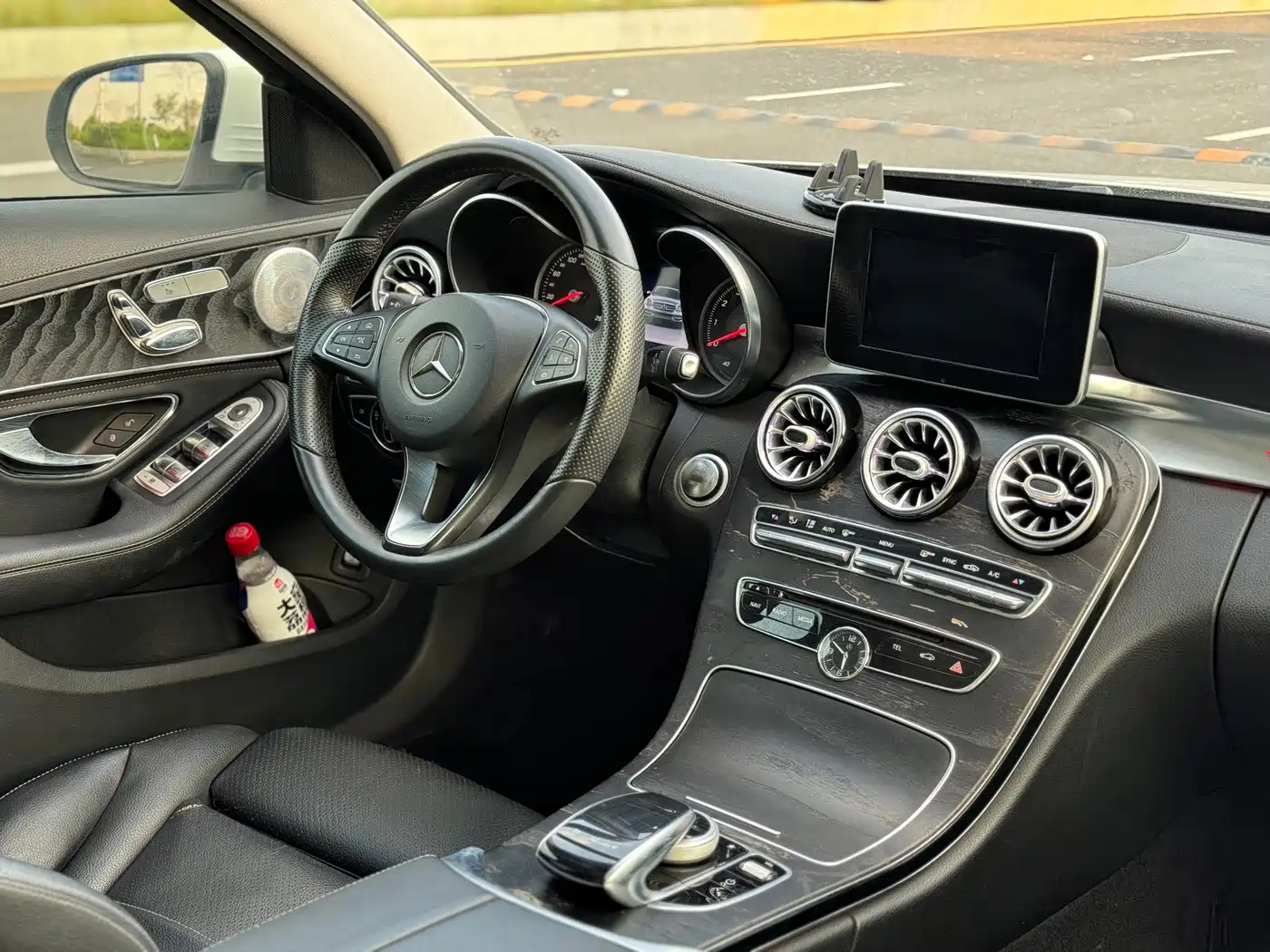 Mercedes-Benz C-Class 2016 2015 Facelift C 200 L Sport
