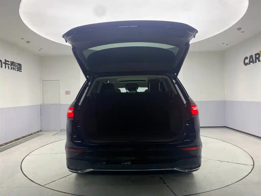 Volkswagen Viloran 2023 Facelift 380TSI Prestige Edition фото 30