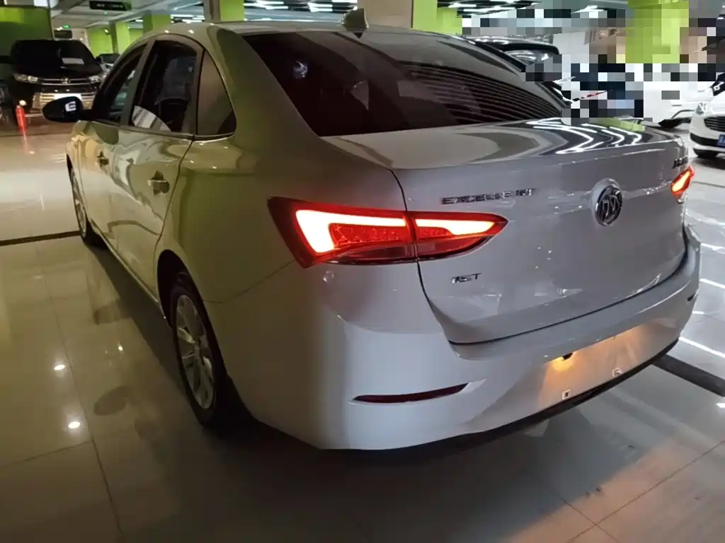 Фото 5 - Buick Excelle