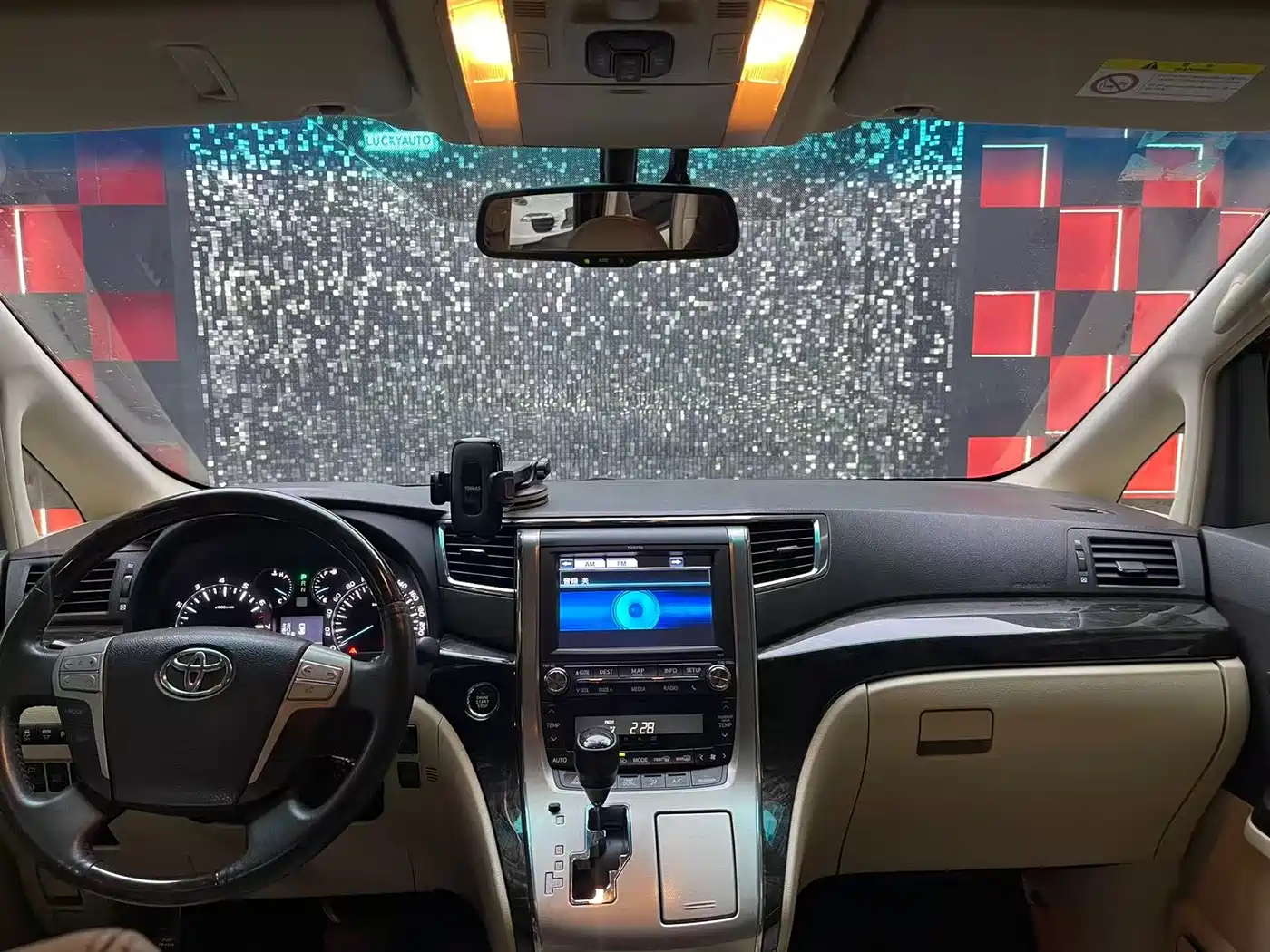 Toyota Alphard 2012 3.5L Luxury Edition фото 11