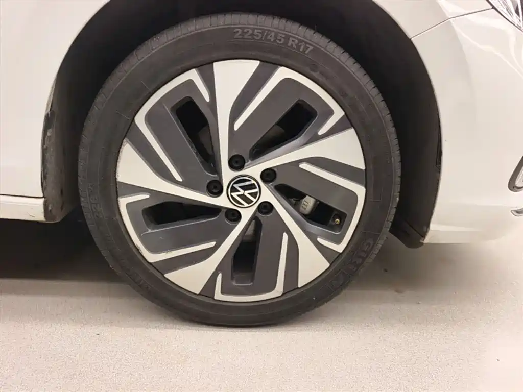 Volkswagen Bora 2024 200TSI DSG Joy Ride PRO Edition фото 14