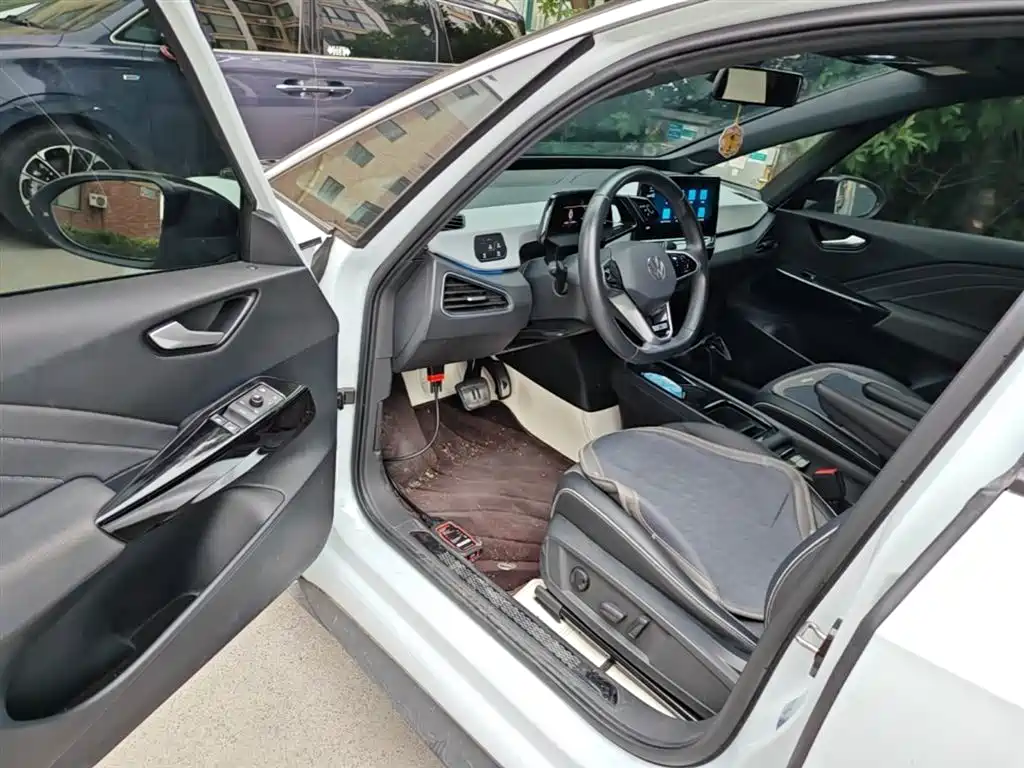 Volkswagen ID.3 2023 Upgraded Pure Intelligence Edition фото 16