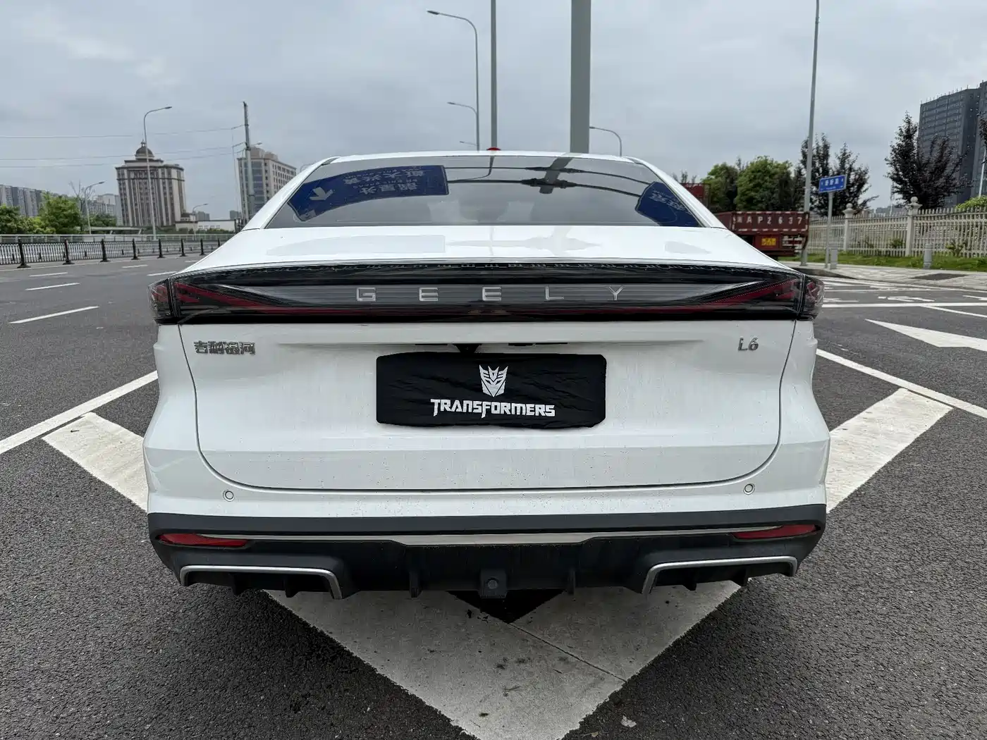 Geely Galaxy Galaxy L6 2024 60km PLUS Soaring Dragon Edition фото 5