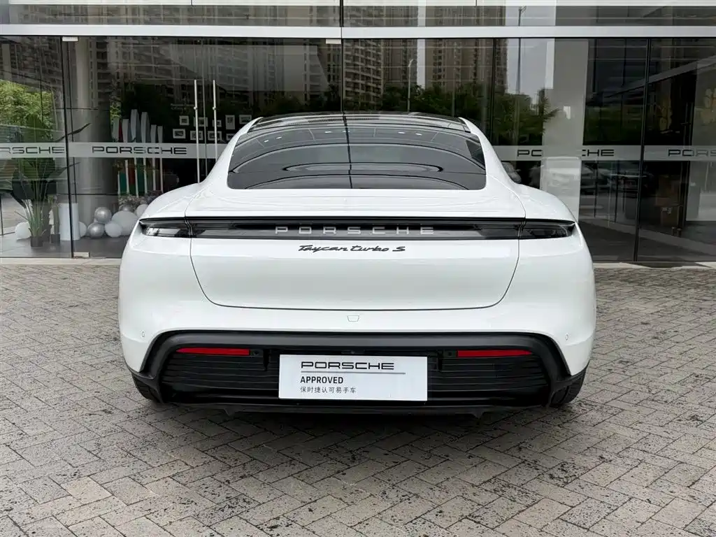 Porsche Taycan 2019 Taycan 4S фото 5