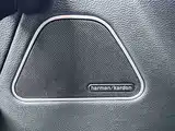 Photo 33 - Maserati Levante