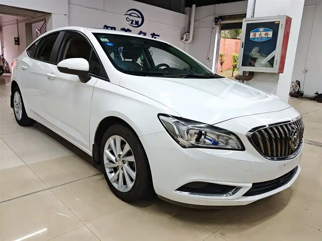 Buick Verano 2015 Sedan 15S Automatic Progressive фото 4