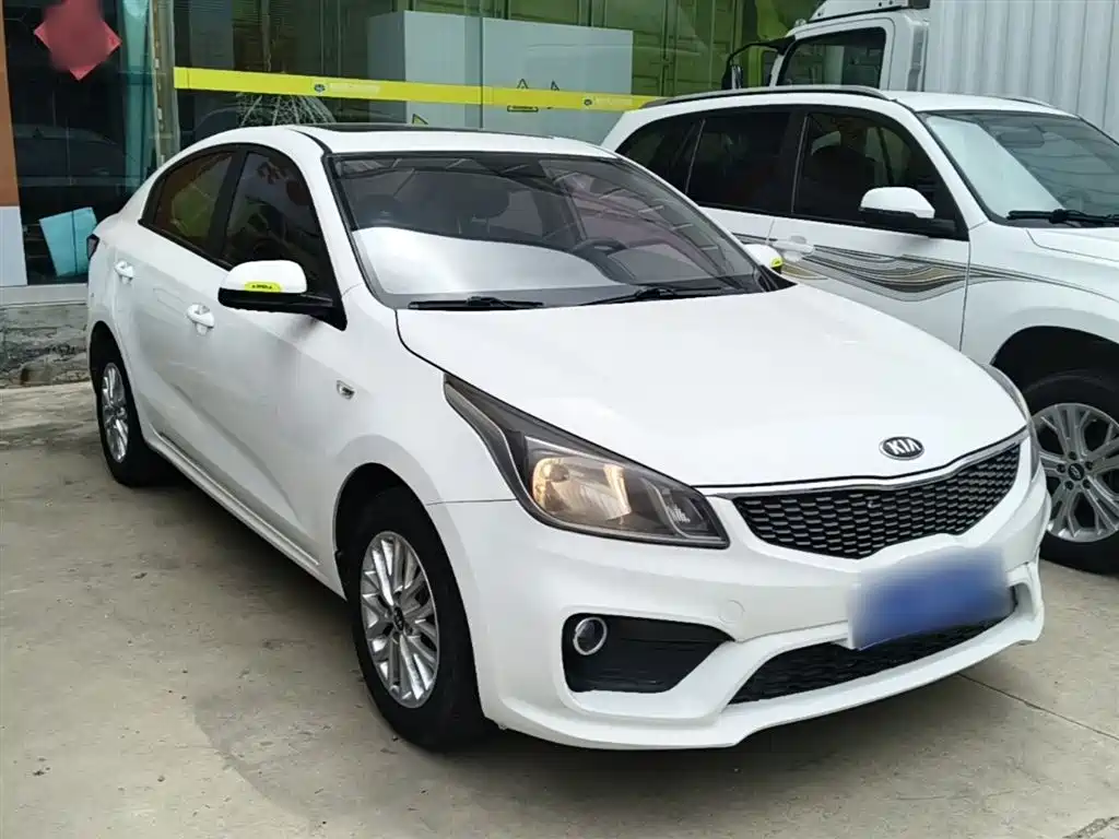 KIA K2