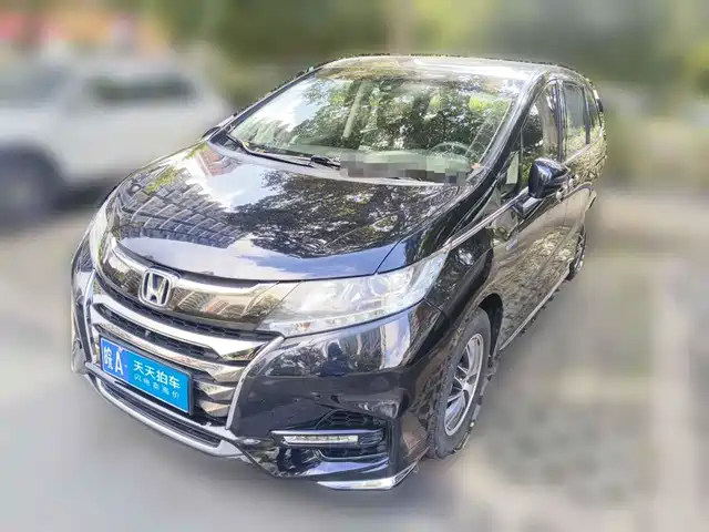 Honda Odyssey 2021 2.0L Sharp Premium Edition — фото 1