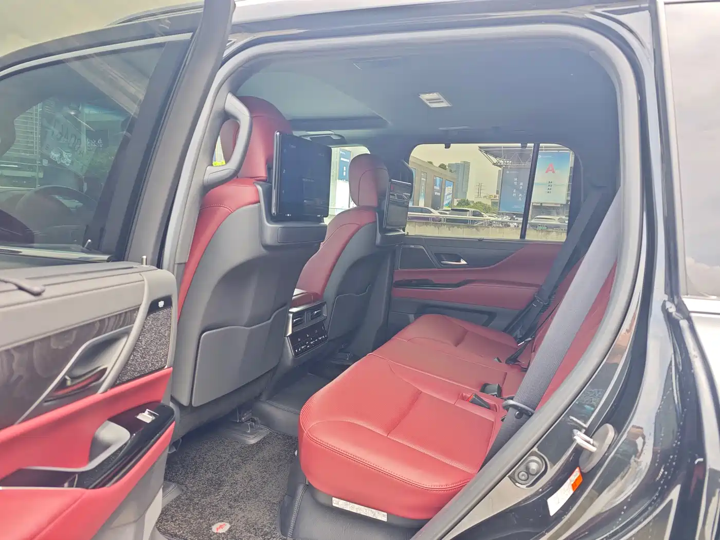 Lexus LX 2025 2024 Model 600 North American Version
