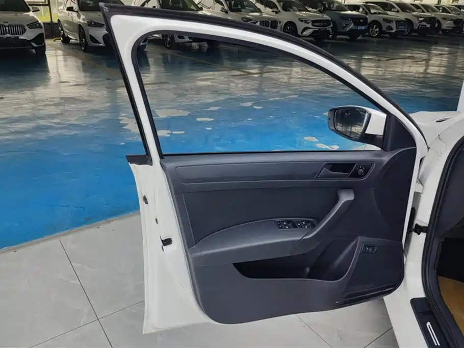 Volkswagen Santana 2021 1.5L Automatic Trend Edition фото 7