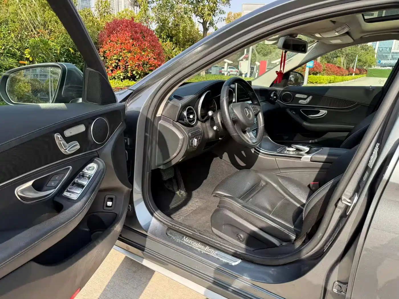 Mercedes-Benz C-Class 2017 Facelift C 200 L Sport Edition фото 9
