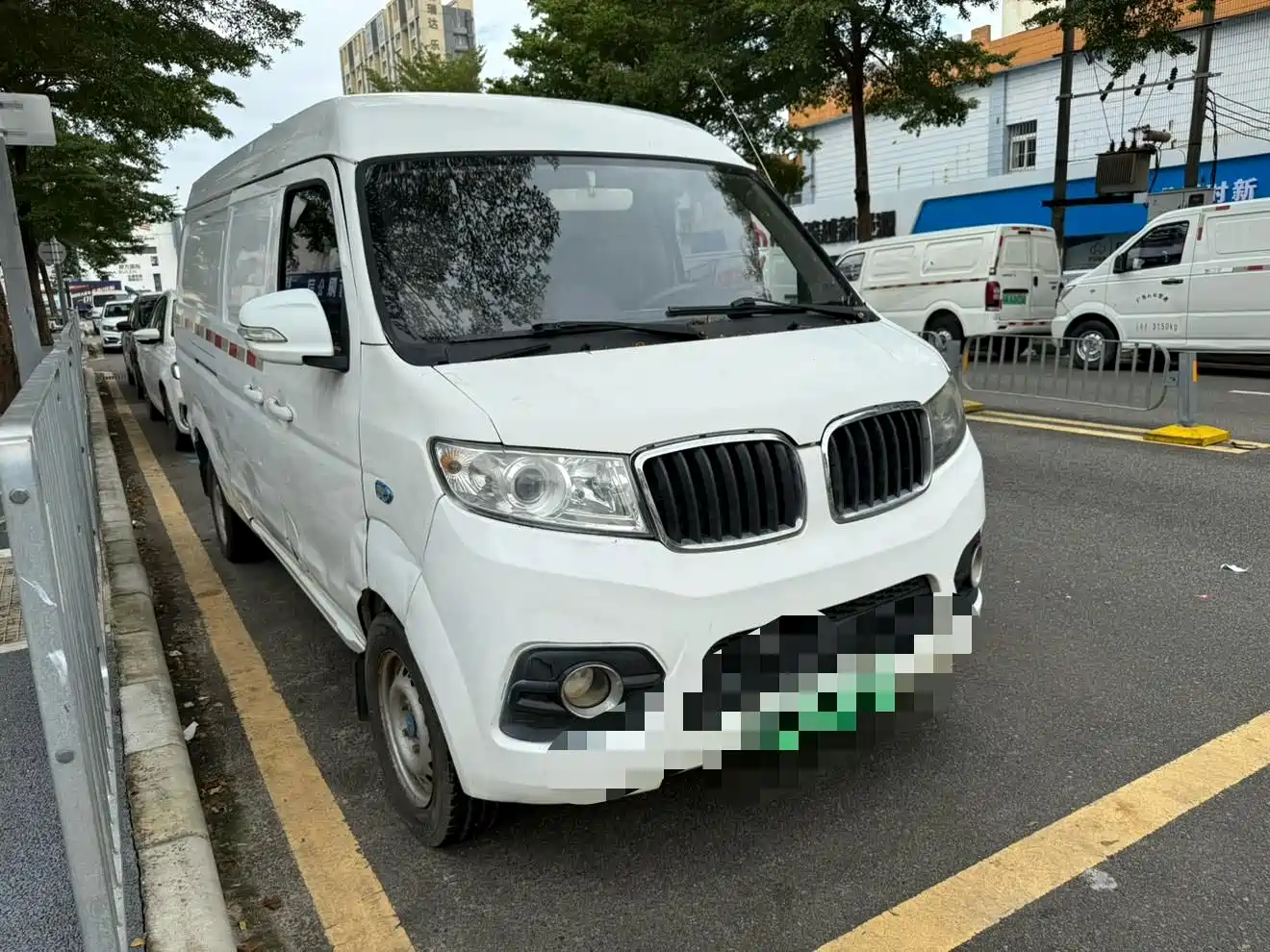 SRM Xinyuan New Energy Hiace EV 2020 2018 EV300 Wealth Edition