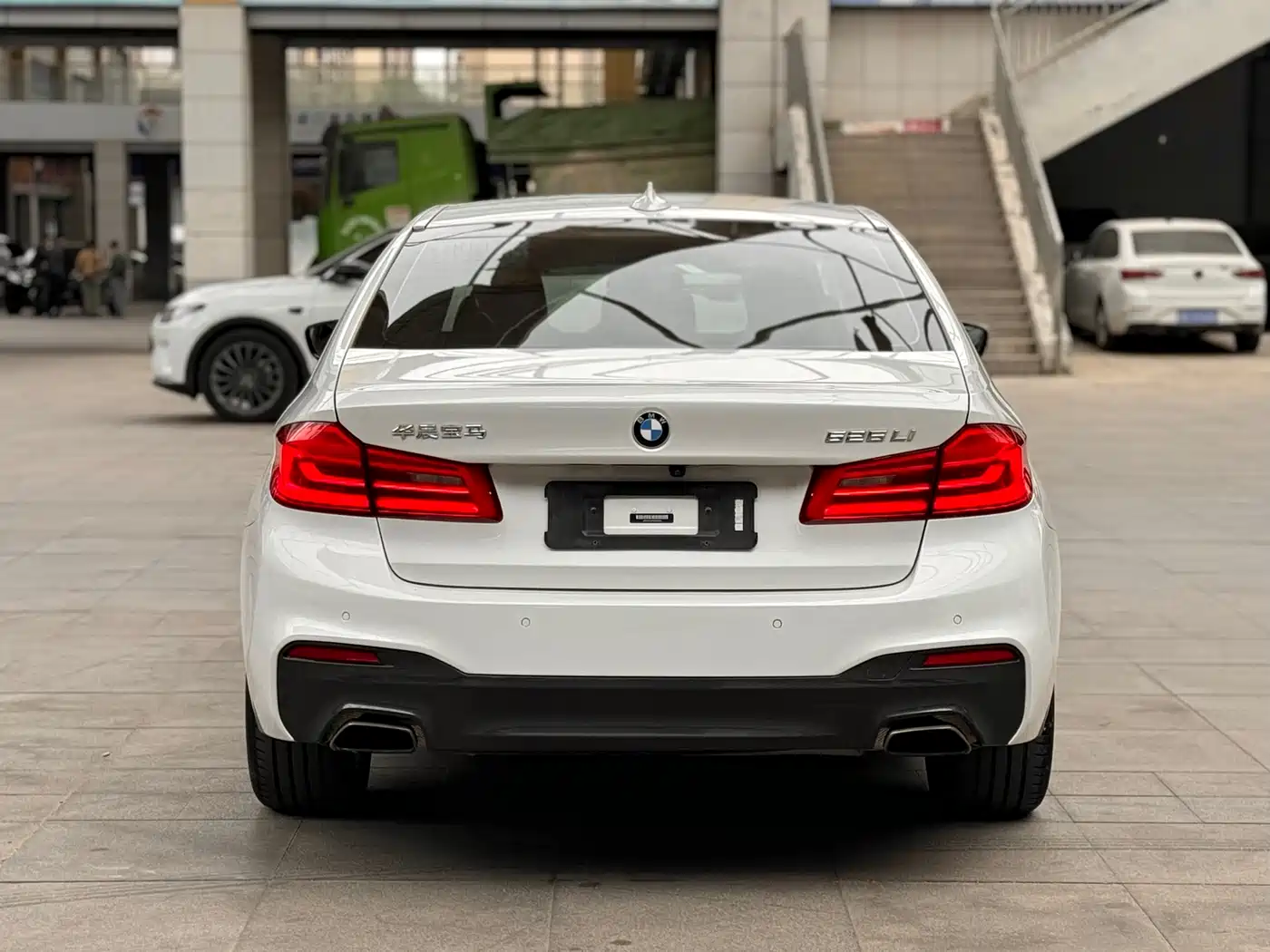 BMW 5 Series 2020 525Li M Sport Package фото 8