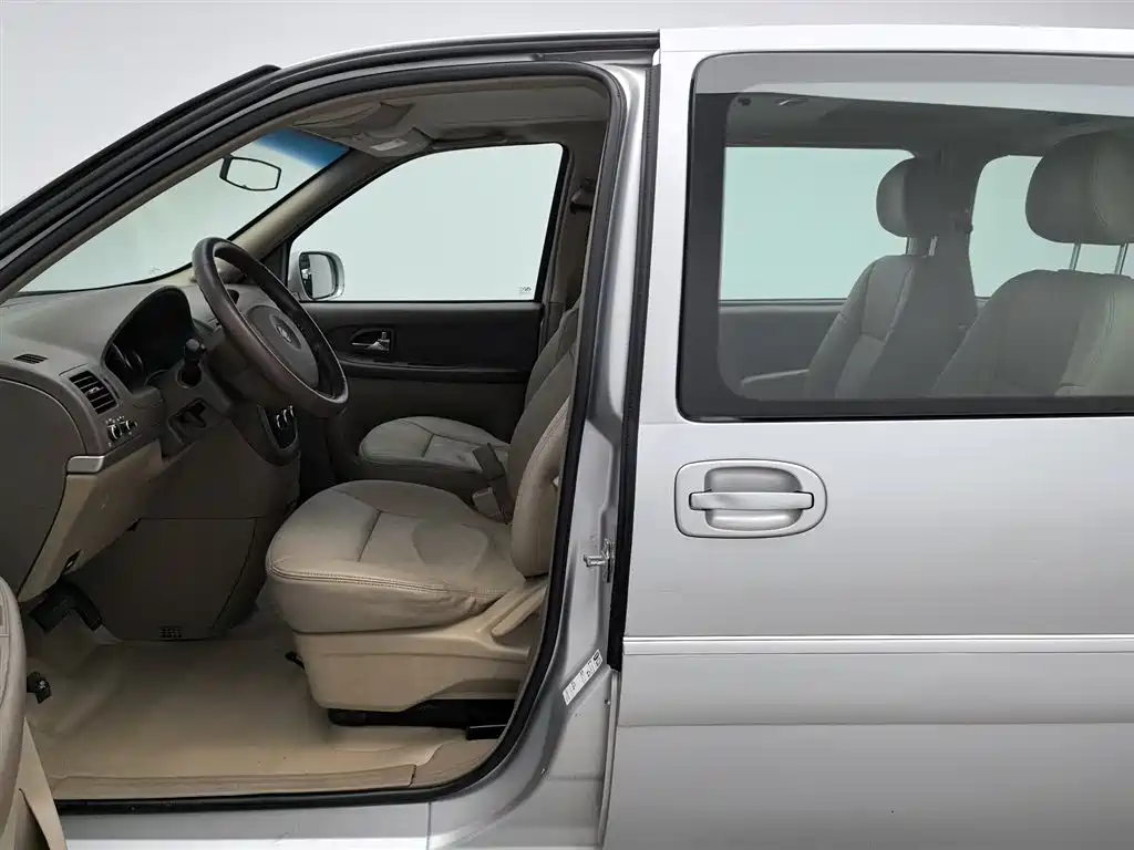 Buick GL8 2014 2.4L Classic Edition фото 10