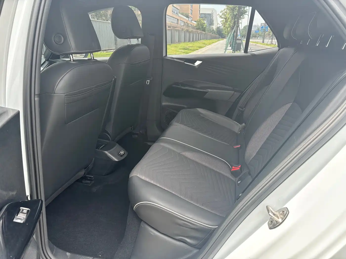 Volkswagen ID.3 2023 Upgraded Pure Intelligence Edition фото 5