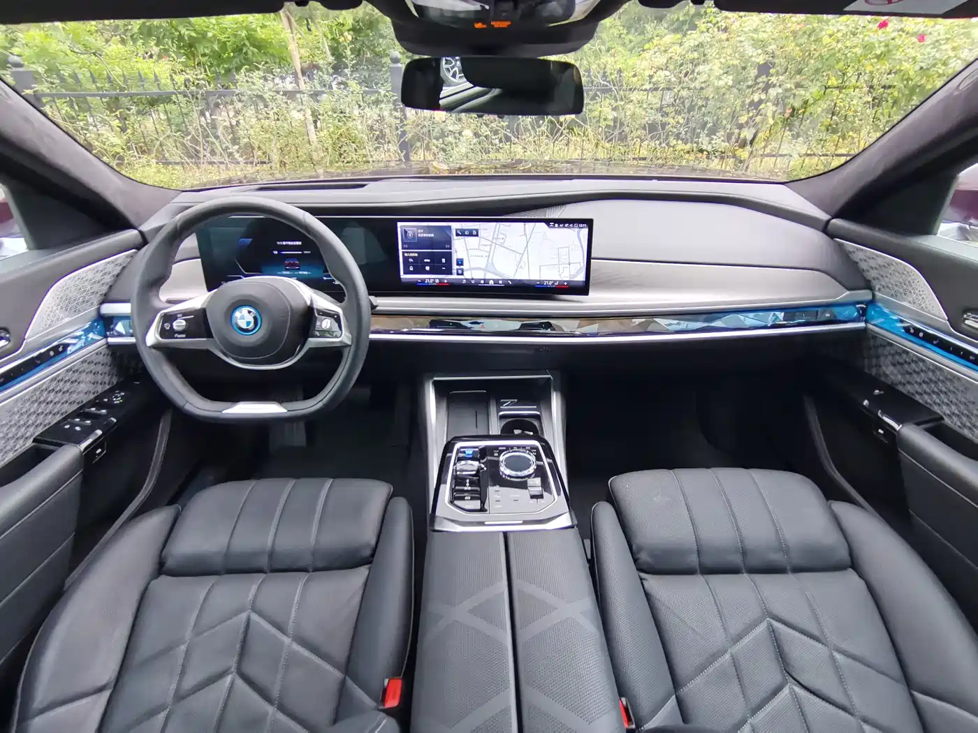 BMW i7 2024 2023 xDrive60L Luxury Package