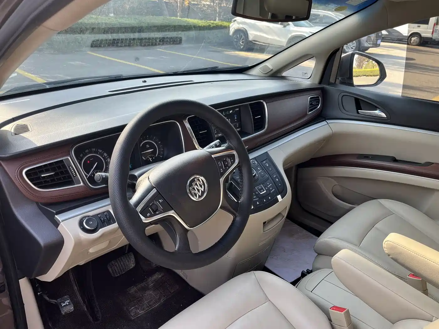 Buick GL8 2018 28T Luxury Model China VI фото 7