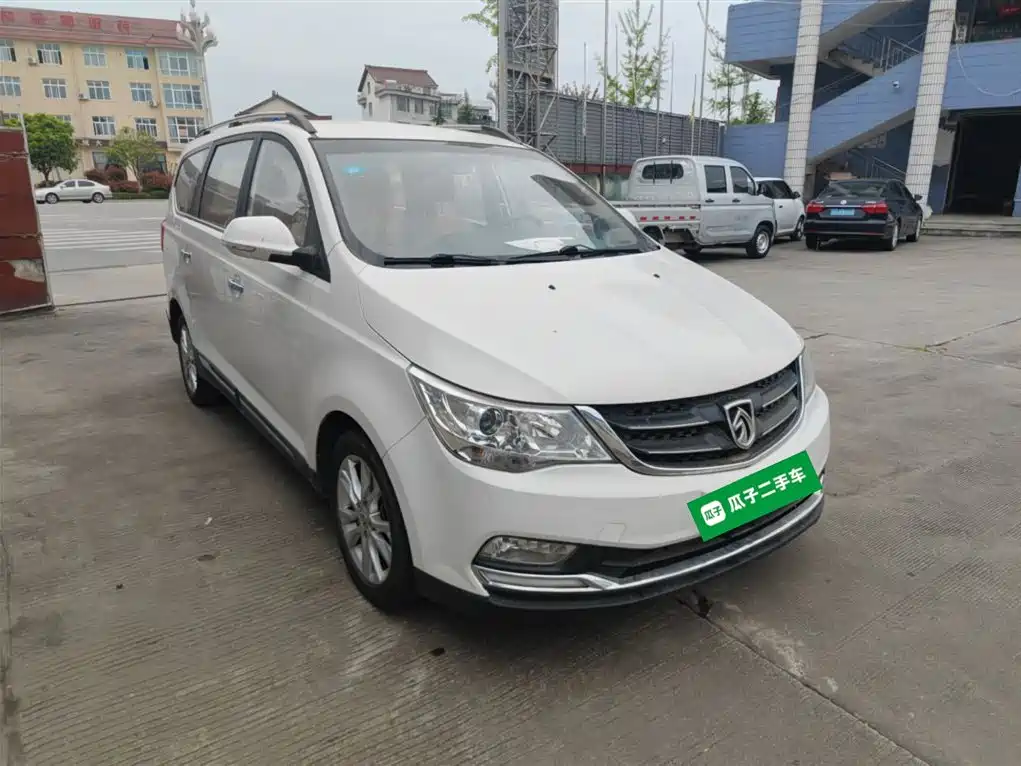 Фото 4 - Baojun 730