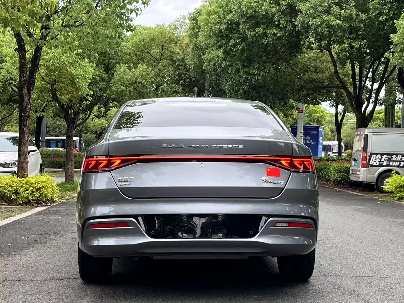 BYD Qin PLUS 2021 DM-i 55KM Flagship фото 5