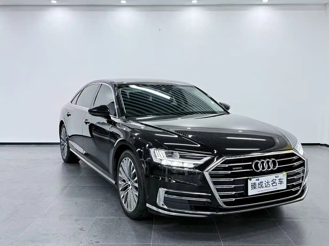 Audi A8 2019 Plus A8L 55 TFSI quattro Luxury фото 3