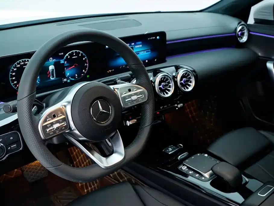 MERCEDES-BENZ A CLASS