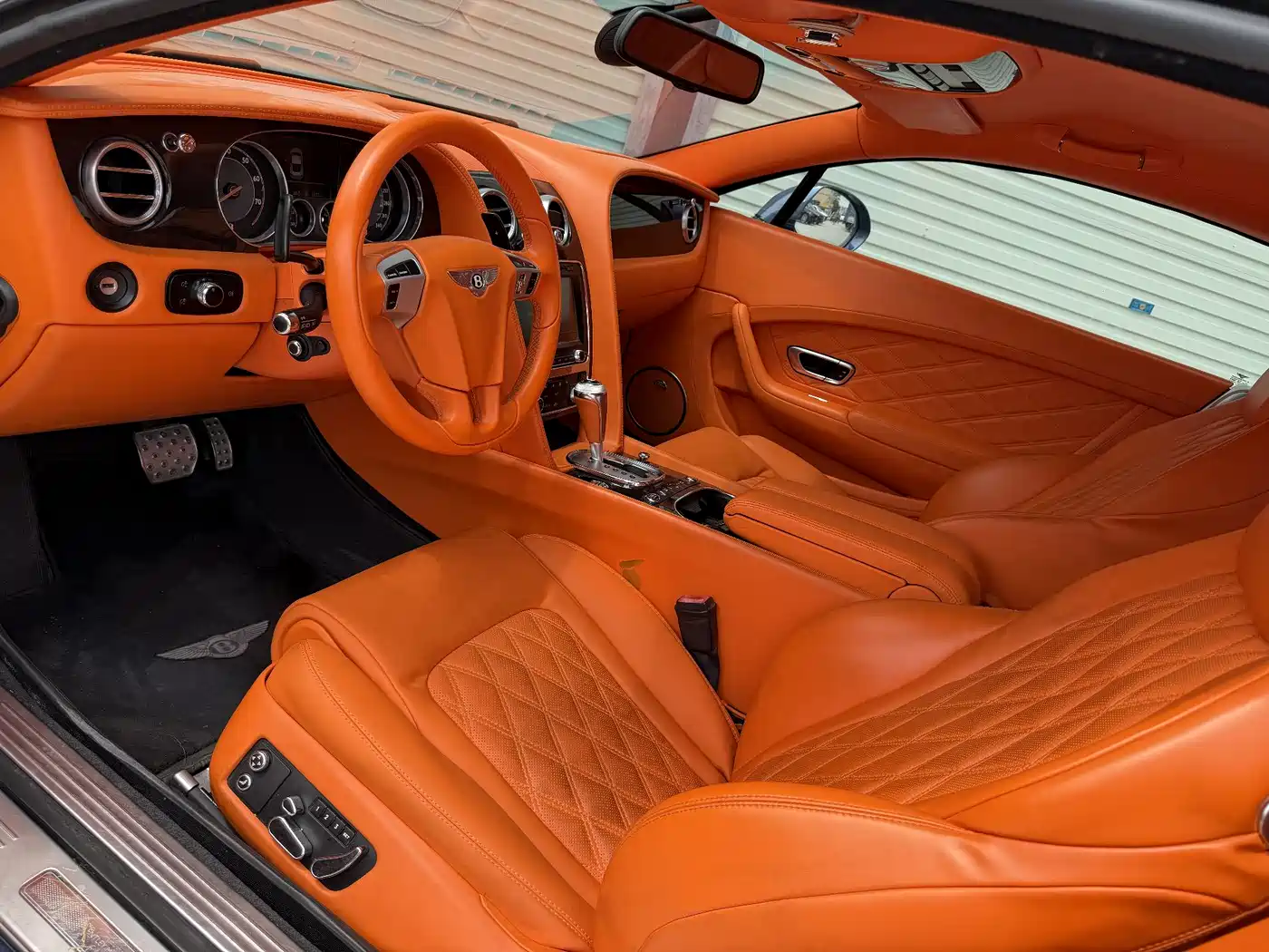 Bentley Continental 2012 6.0T GT W12 фото 4