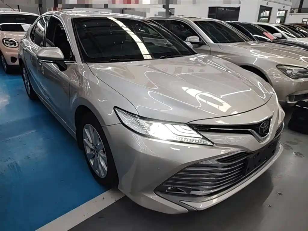 Toyota Camry 2018 2.0G Luxury Edition фото 4