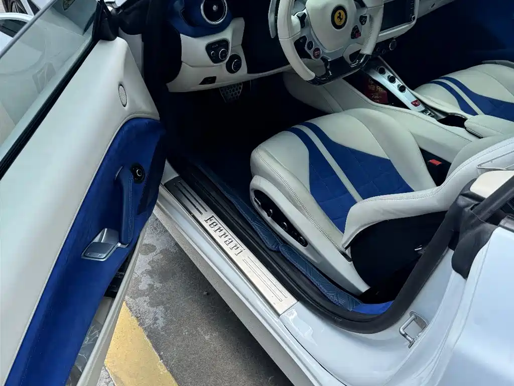 Ferrari California T 2015 3.9T Standard фото 7