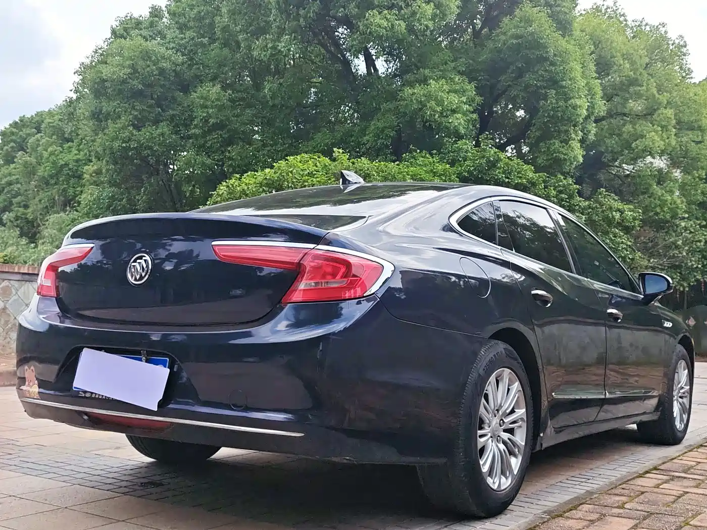 Buick LaCrosse 2018 Model 20T Elite Edition фото 10