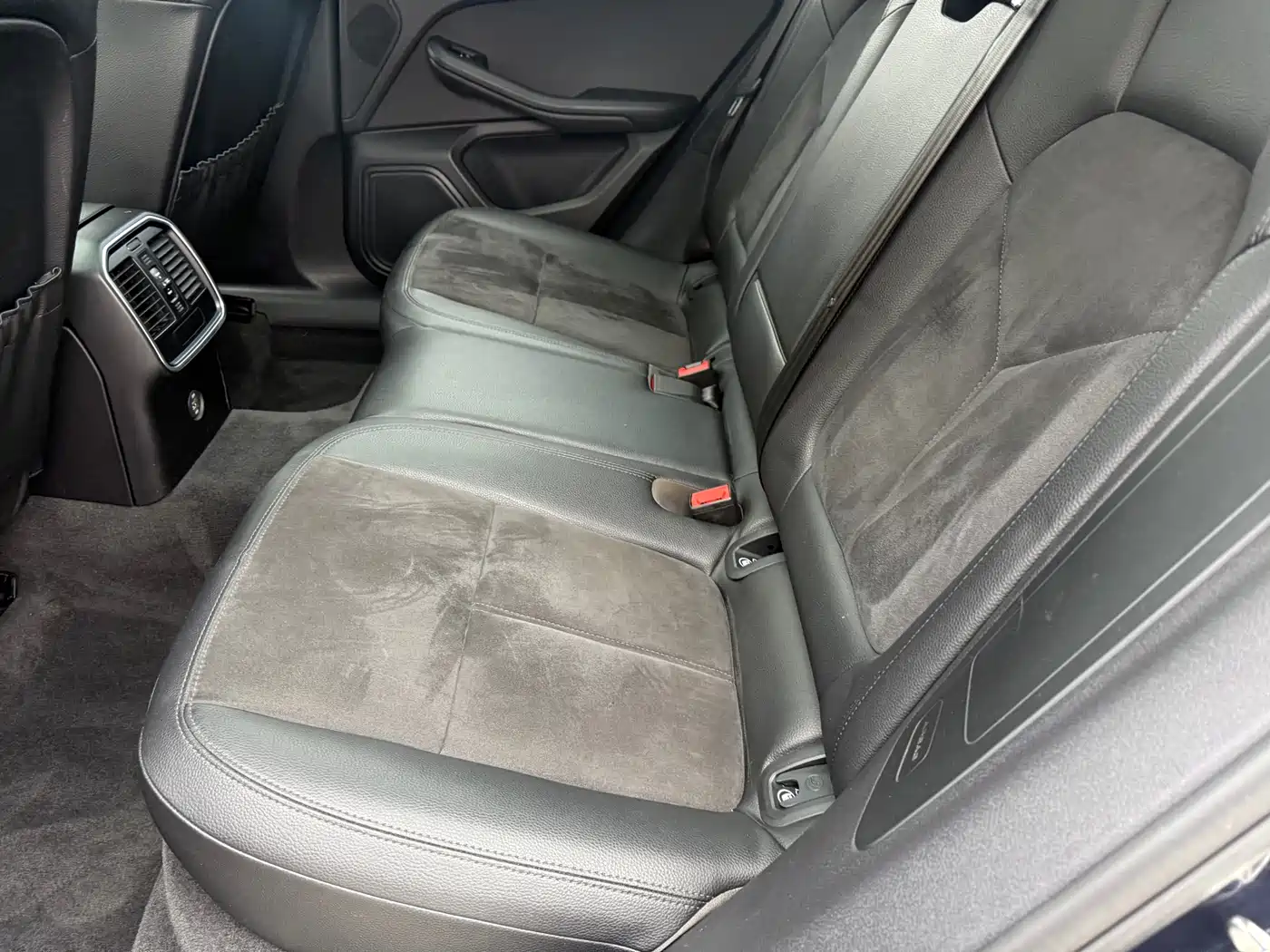 Porsche Macan 2018 Macan 2.0T фото 33