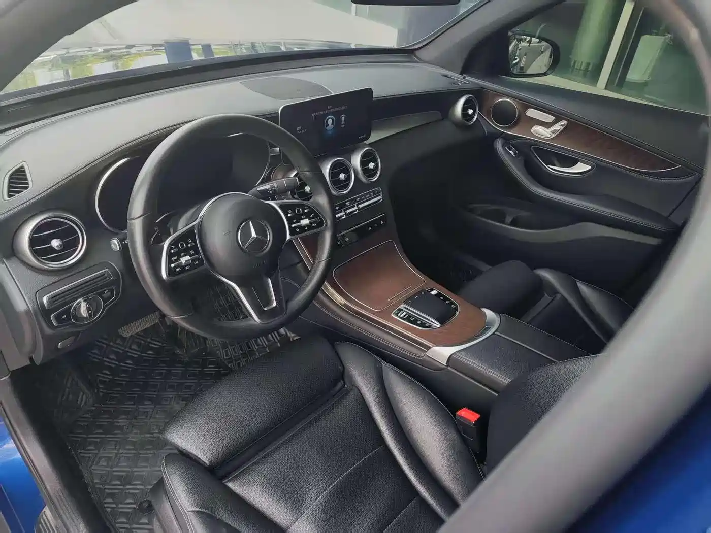 Mercedes-Benz GLC 2020 Facelift GLC 300 L 4MATIC Dynamic фото 16
