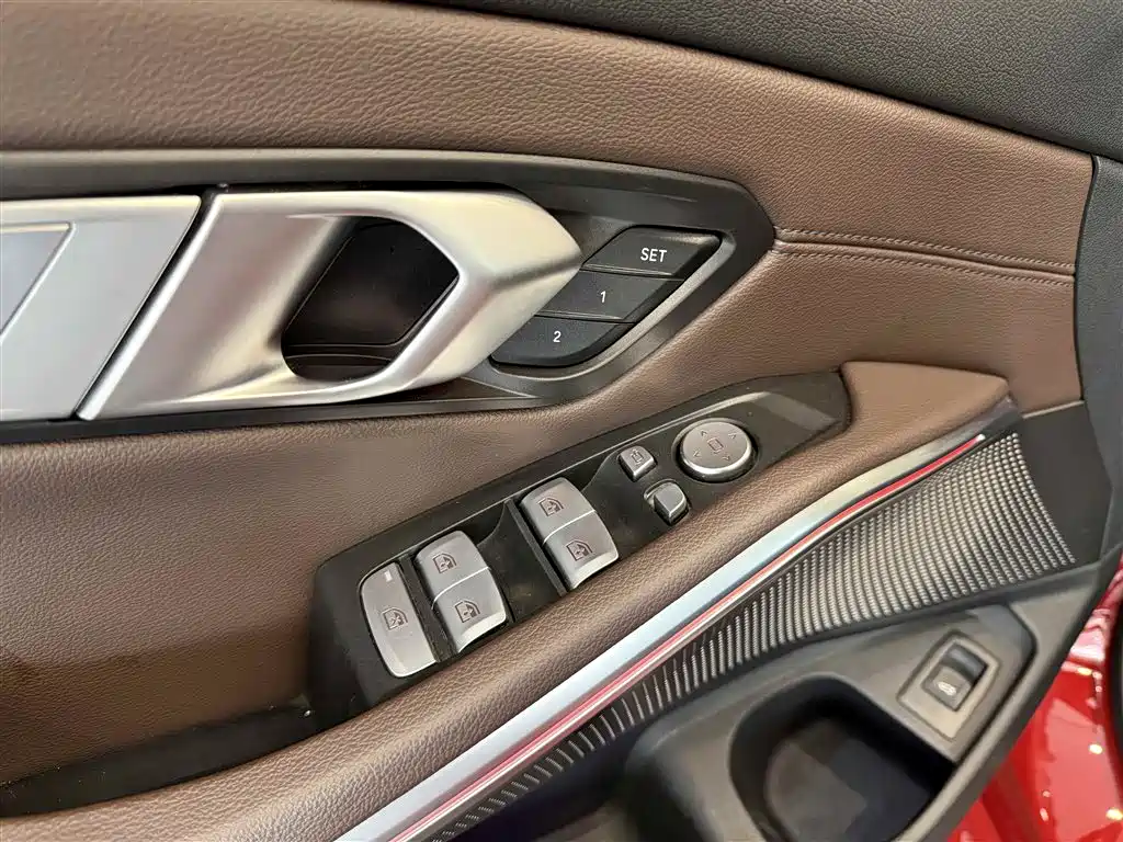 BMW 3 Series 2022 325Li M Sport Package фото 18