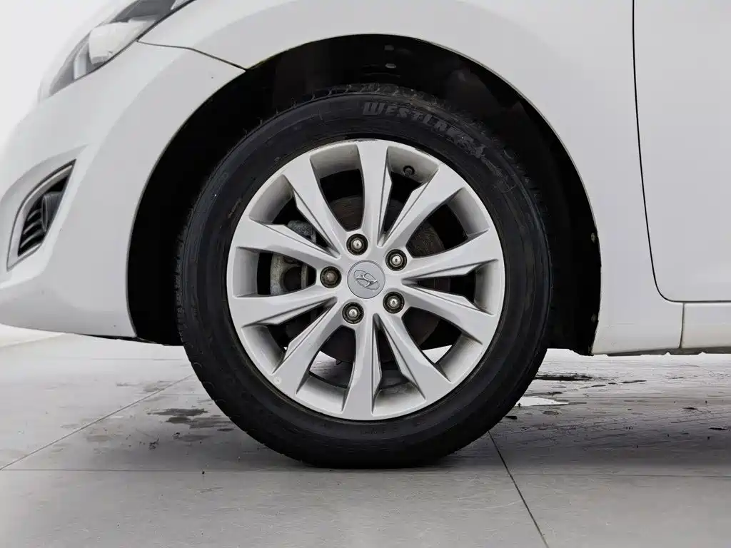 Hyundai Langdong 2017 2016 1.6L Manual Premium Edition