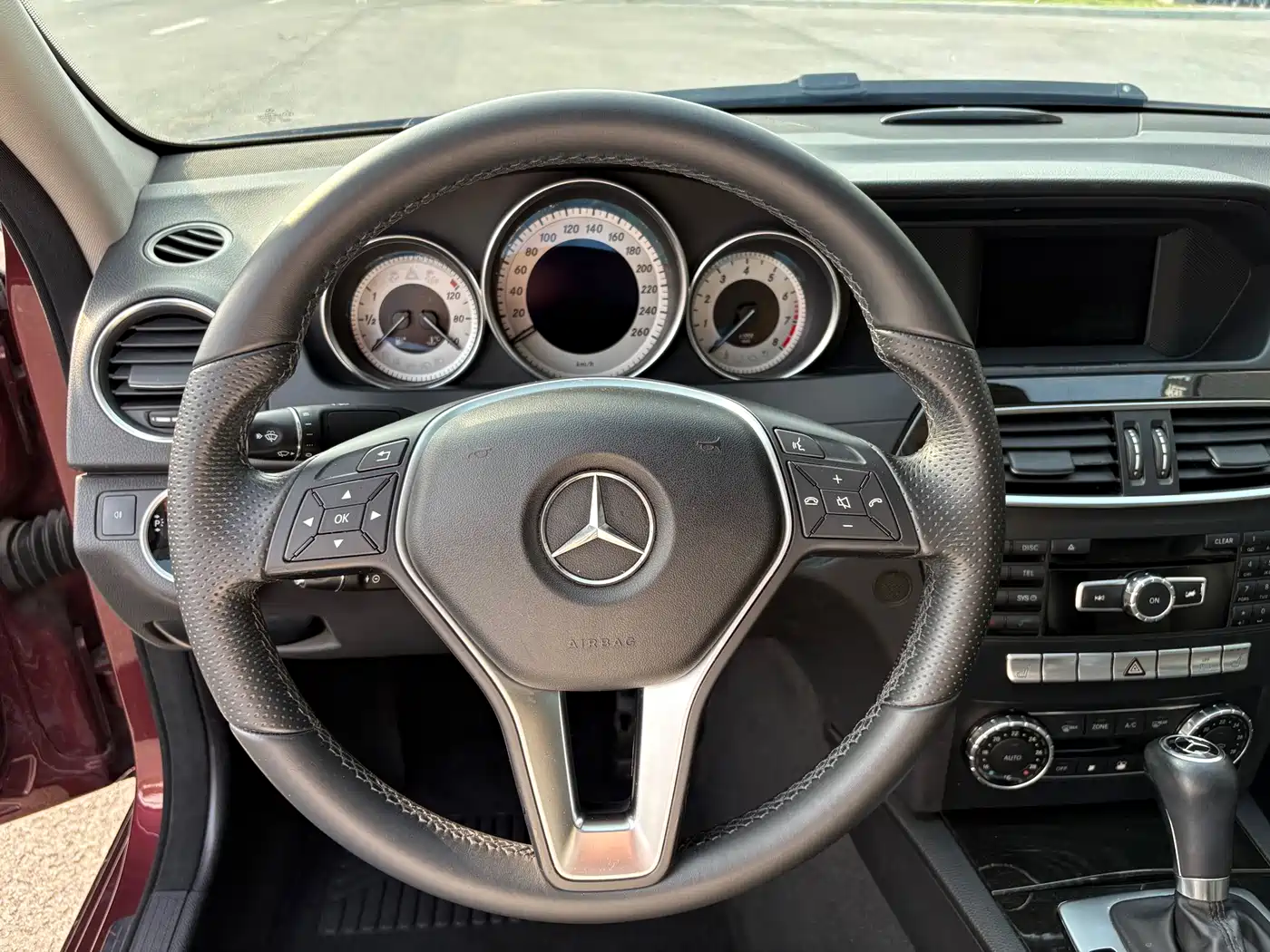 Mercedes-Benz C-Class 2013 C 260 Fashion Grand Edition фото 13