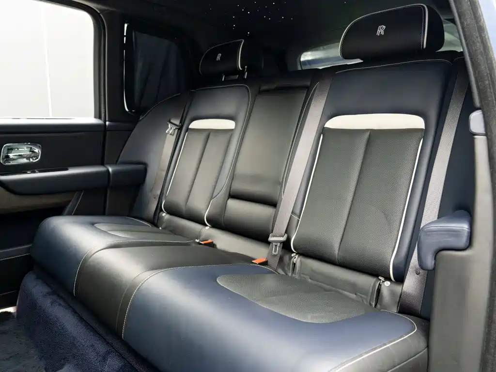 Фото 13 - Rolls-Royce Cullinan