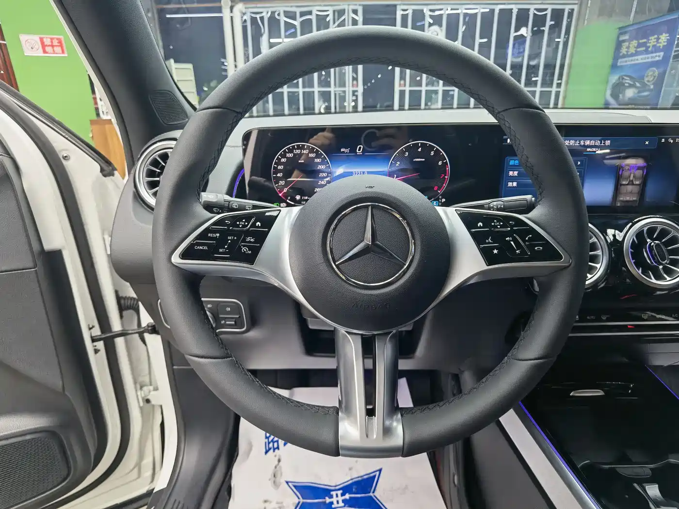 Mercedes-Benz GLB 2025 GLB 220 Dynamic фото 10