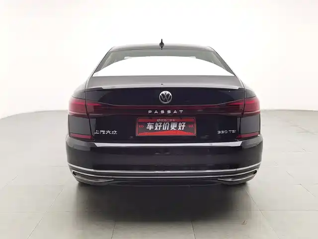 Volkswagen Passat 2023 Facelift 330TSI Premium Edition — фото 4