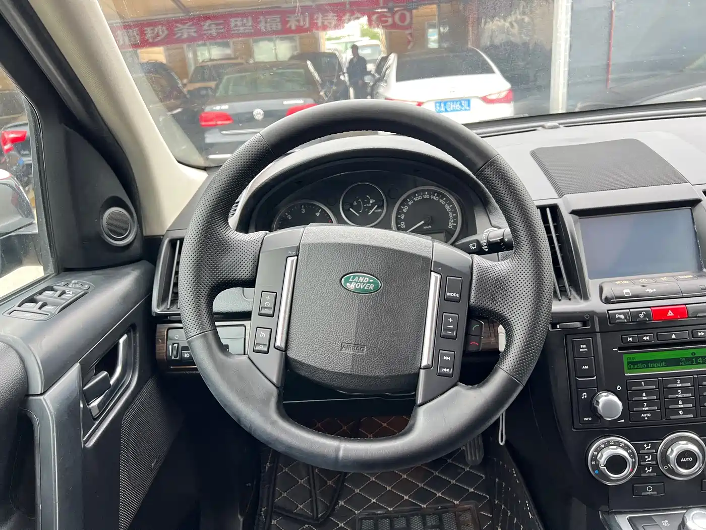 Land Rover Freelander 2 2011 2.2T SD4 HSE Diesel фото 15