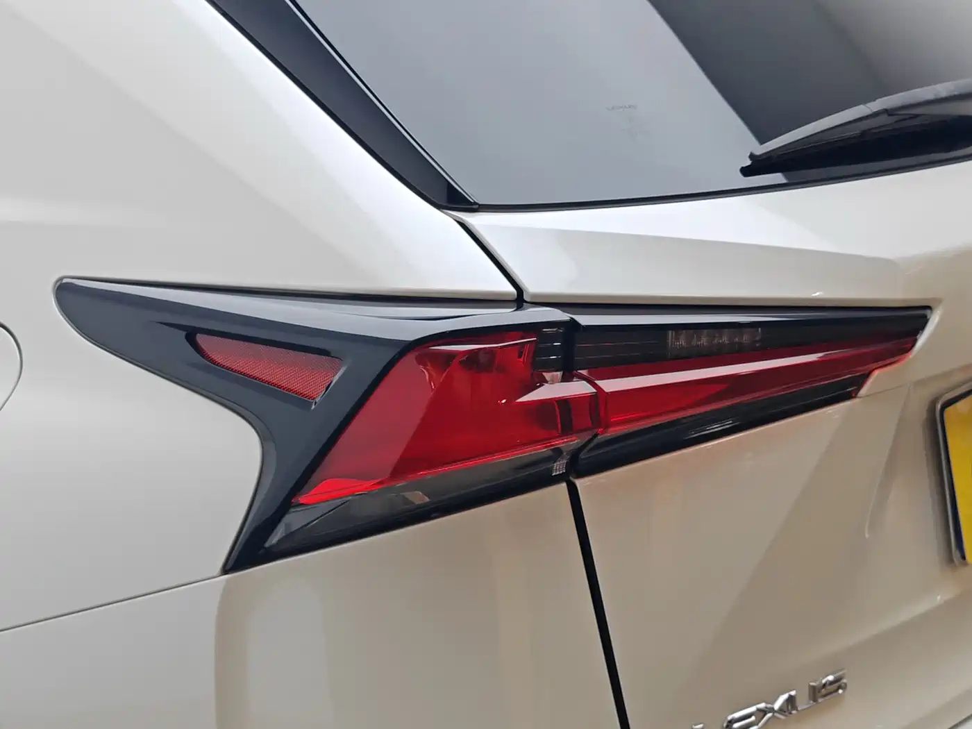 Фото 7 - Lexus NX
