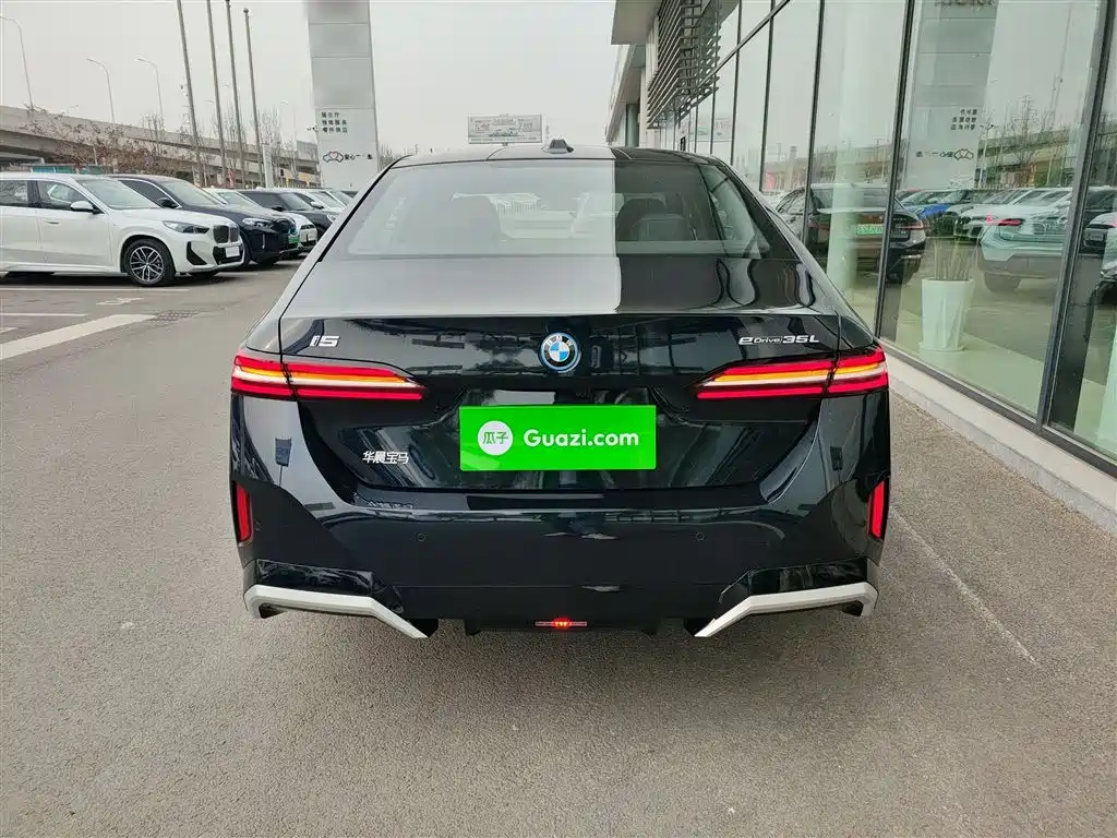 BMW i5 2024 eDrive 35L M Sport Package фото 3
