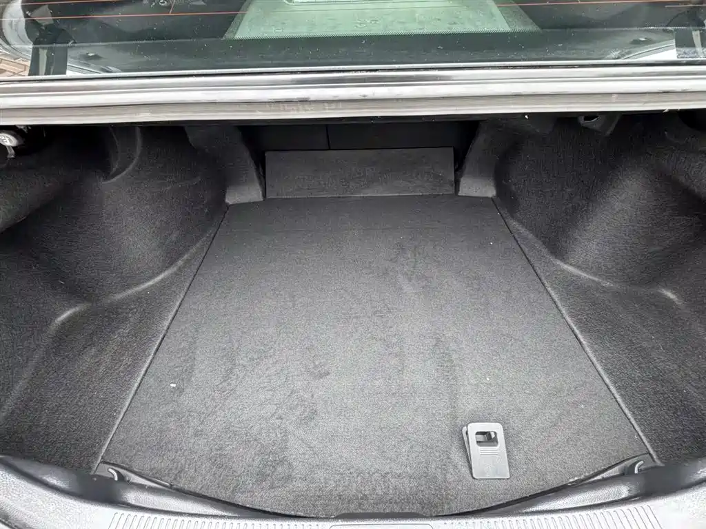 Toyota Camry 2021 2.0G Luxury Edition фото 17