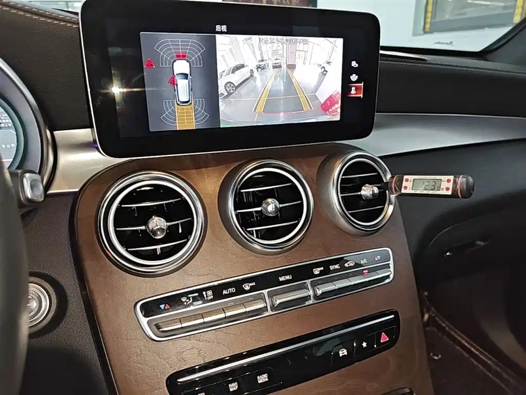 Mercedes-Benz GLC 2020 GLC 300 L 4MATIC Dynamic фото 13