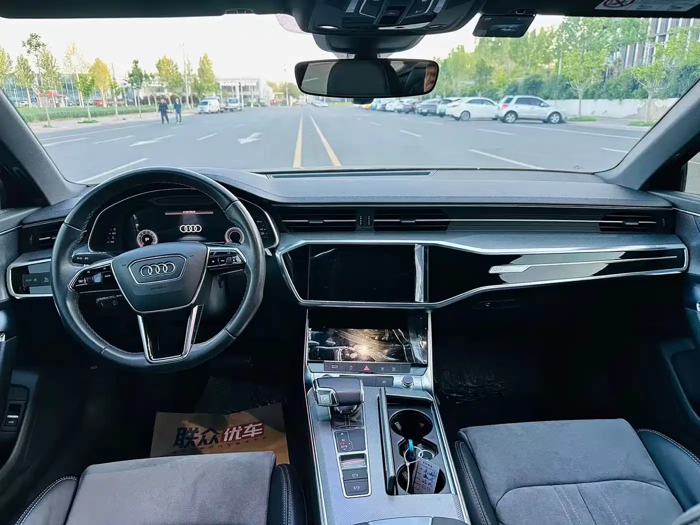 Audi A6L 2021 40 TFSI Luxury Sport фото 8