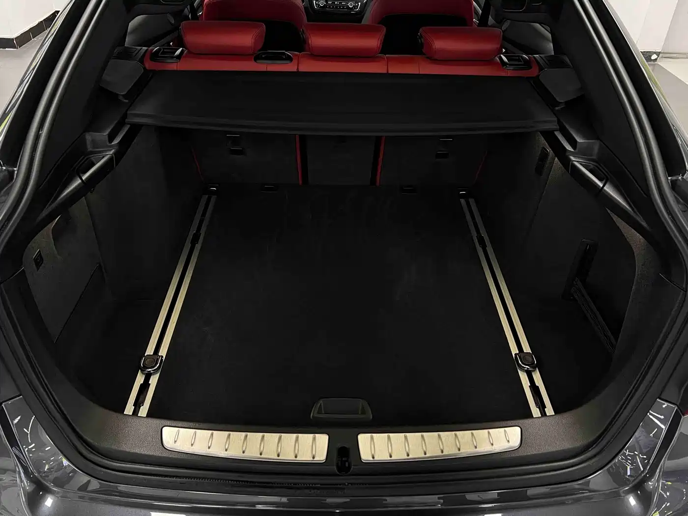 BMW 3 Series GT 2020 320i M Sport Black Night Edition фото 11