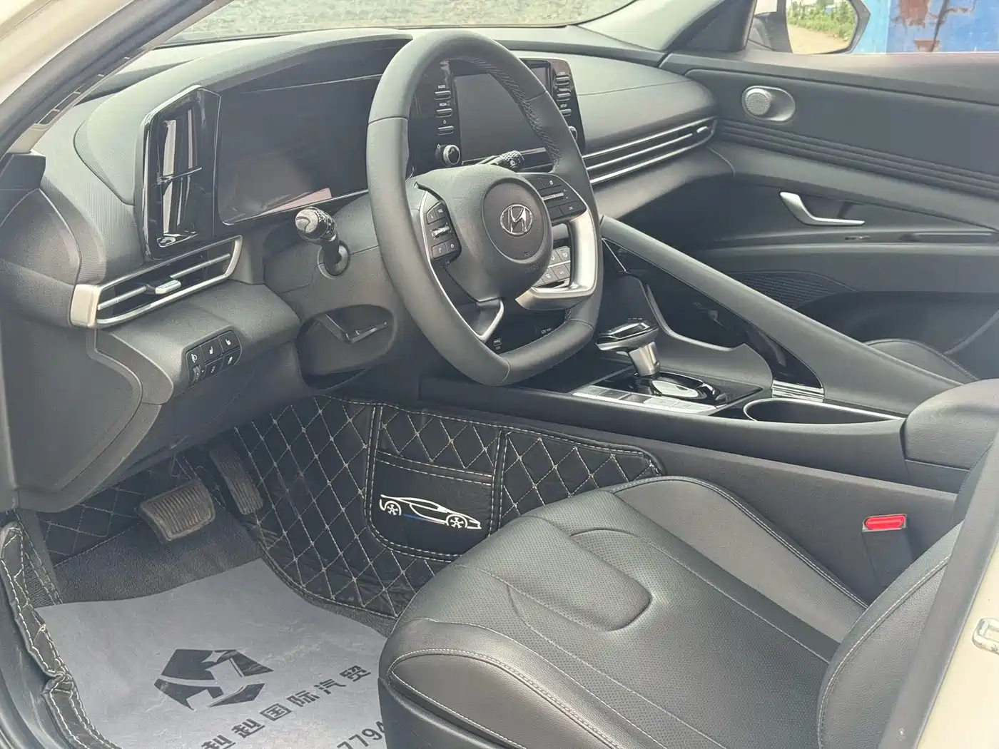 Hyundai Elantra 2022 1.5L CVT GLX Elite Edition фото 14